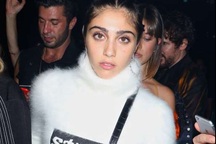 Những đứa con của sao: Nổi tiếng và áp lực