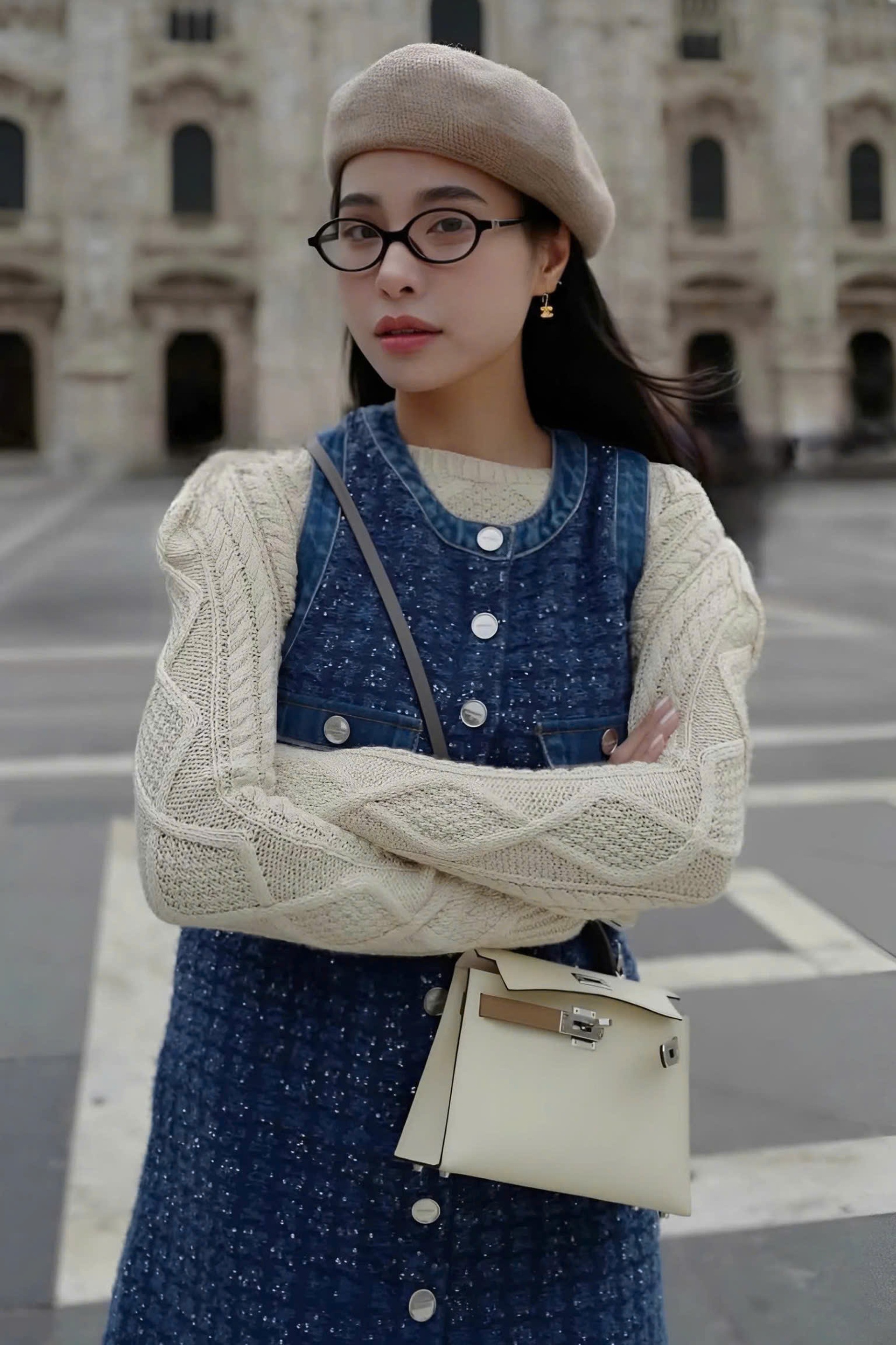 Ca nương Kiều Anh sở hữu túi hiệu tiền tỷ, có chồng đồng hành mọi nơi - 3 Ca nương Kiều Anh sở hữu túi hiệu tiền tỷ, có chồng đồng hành mọi nơi - 3