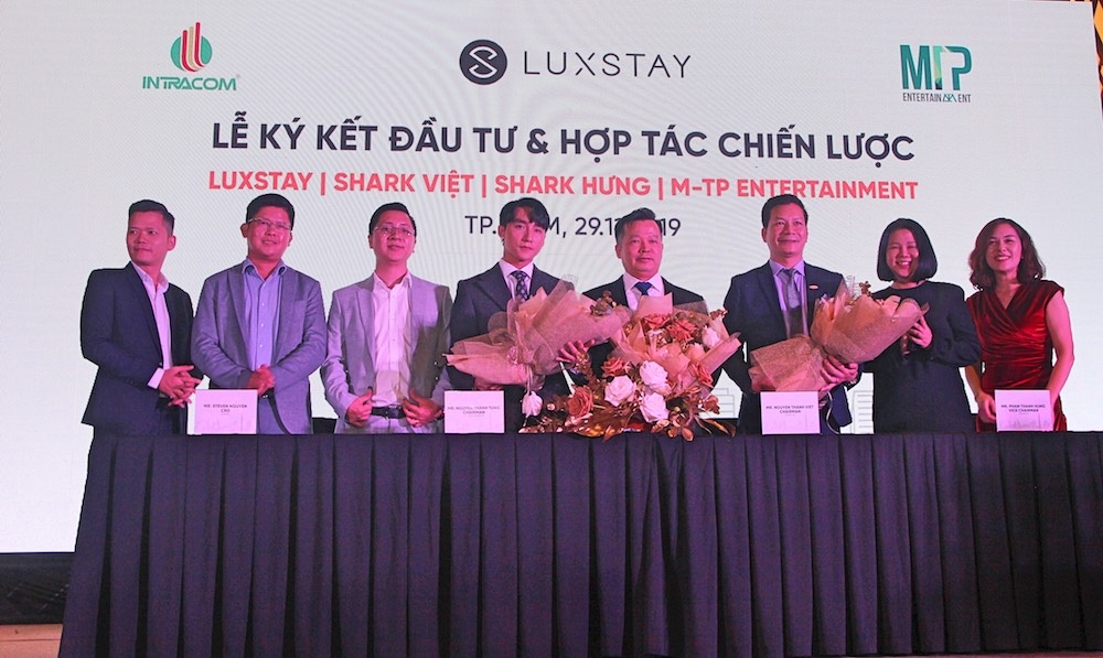 Luxstay ដែលជាក្រុមហ៊ុនចាប់ផ្តើមដែលរៃអង្គាសប្រាក់បាន 6 លានដុល្លារពីត្រីឆ្លាម 3 តើវាដំណើរការយ៉ាងដូចម្តេចឥឡូវនេះ? - ១ Luxstay, start up từng gọi được 6 triệu USD từ 3 shark, hiện ra sao? - 1