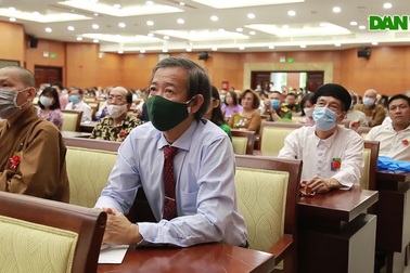 Lê tuyên dương "Những tấm gương thầm lặng mà cao cả lần thứ 4"