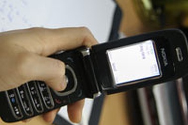 Viettel Mobile ứng tiền cho thuê bao trả trước