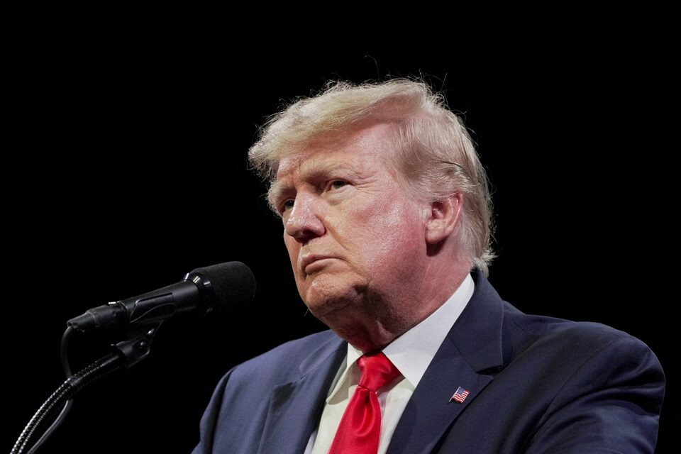 Ông Trump cảnh báo cứng rắn các doanh nghiệp Mỹ về vấn đề thuế quan - 1