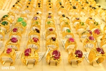 Hai doanh nghiệp kinh doanh vàng trưng bày, bán hàng hóa giả mạo nhãn hiệu