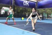 Kịch tính và hấp dẫn ngày thi đấu đầu tiên giải pickleball báo Dân trí