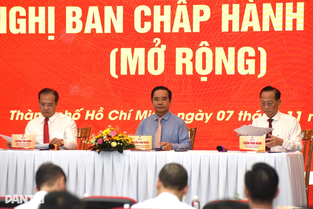 TPHCM thu ngân sách gần 800.000 tỷ nhưng giải ngân đầu tư công chưa đạt - 2 TPHCM thu ngân sách gần 800.000 tỷ nhưng giải ngân đầu tư công chưa đạt - 2