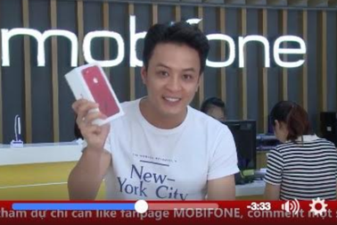 Lê Thành của "Người phán xử" bất ngờ tặng iPhone 7 đỏ cho fan