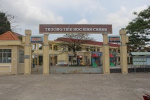 Đề nghị kỷ luật cảnh cáo phụ huynh vụ “cô giáo quỳ gối”