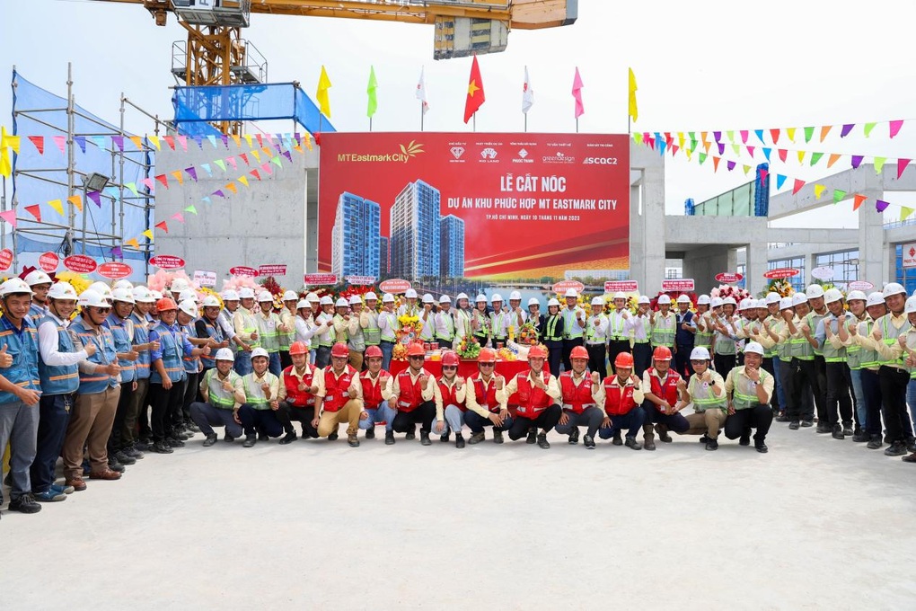 MT Eastmark City chính thức cất nóc - 2 MT Eastmark City chính thức cất nóc - 2