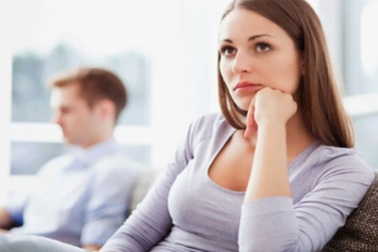 Tôi bị vợ tát chỉ vì một cái bát, hôn nhân đứng trên bờ tan vỡ