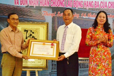 Một huyện vận động cất 2.000 “Mái ấm tình thương” cho hộ khó khăn