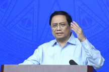 Thủ tướng: Không thể để "dịch chồng dịch", chủ quan lơ là sẽ phải trả giá