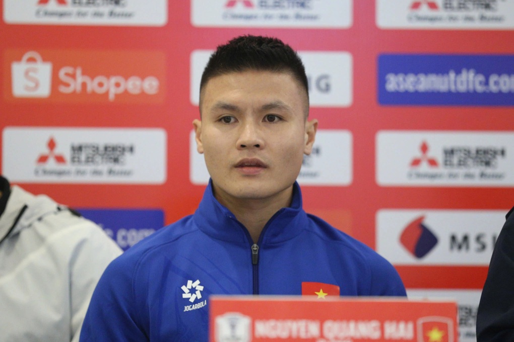 HLV Kim Sang Sik: Indonesia có đội hình trẻ, nhưng yếu thể lực - 3 HLV Kim Sang Sik: Indonesia có đội hình trẻ, nhưng yếu thể lực - 3