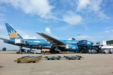 Máy bay Vietnam Airlines bị rơi ốp bảo vệ quạt làm mát phanh