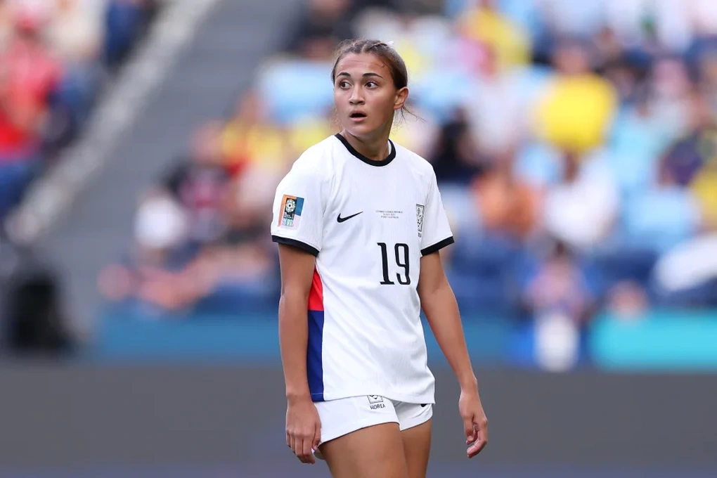 Nữ sinh lớp 10 phá kỷ lục 24 năm ở World Cup - 1 Nữ sinh lớp 10 phá kỷ lục 24 năm ở World Cup - 1