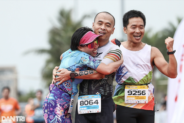 Khoảnh khắc ấn tượng tại Aqua Warriors Halong Bay 2025