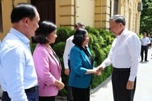 Thực hành dân chủ trong Đảng theo Di chúc của Chủ tịch Hồ Chí Minh