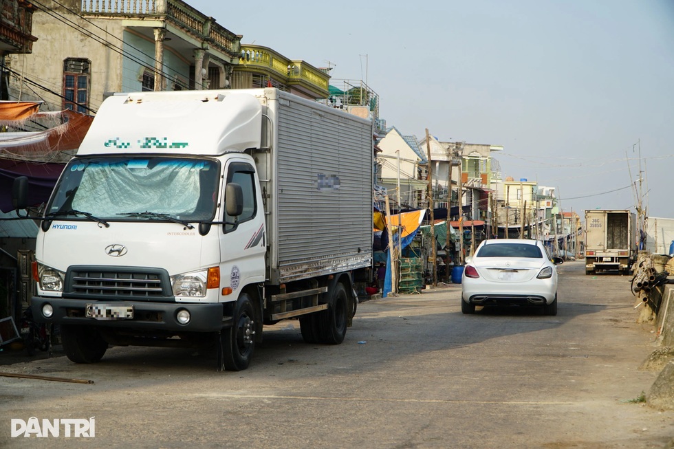 Xã nhỏ nhất Việt Nam: Ở quê rau đắt ngang phố, có tiền không muốn mua ô tô - 8 Xã nhỏ nhất Việt Nam: Ở quê rau đắt ngang phố, có tiền không muốn mua ô tô - 8