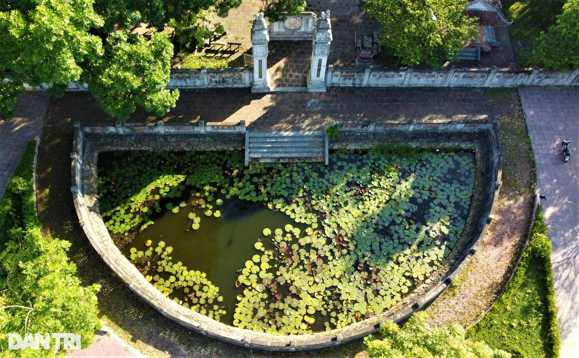 Ngôi đền gần 600 tuổi thờ vị tướng ăn cỗ đầu người - 2