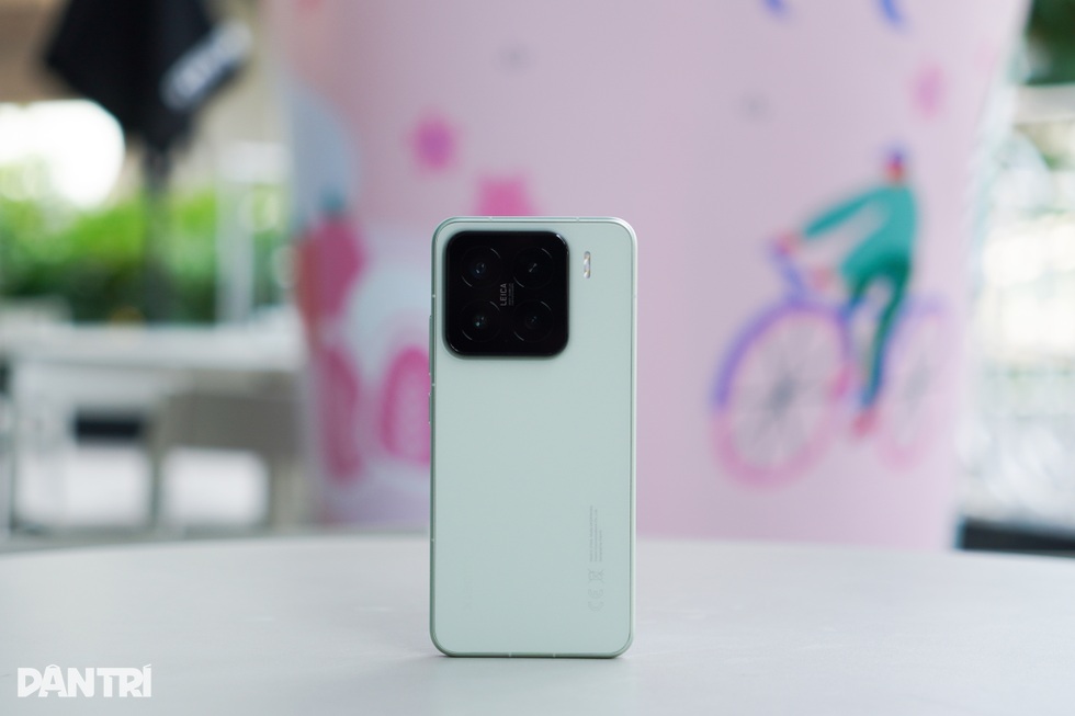Đánh giá Xiaomi 15: Đối thủ của iPhone 16, Galaxy S25 - 8 Đánh giá Xiaomi 15: Đối thủ của iPhone 16, Galaxy S25 - 8
