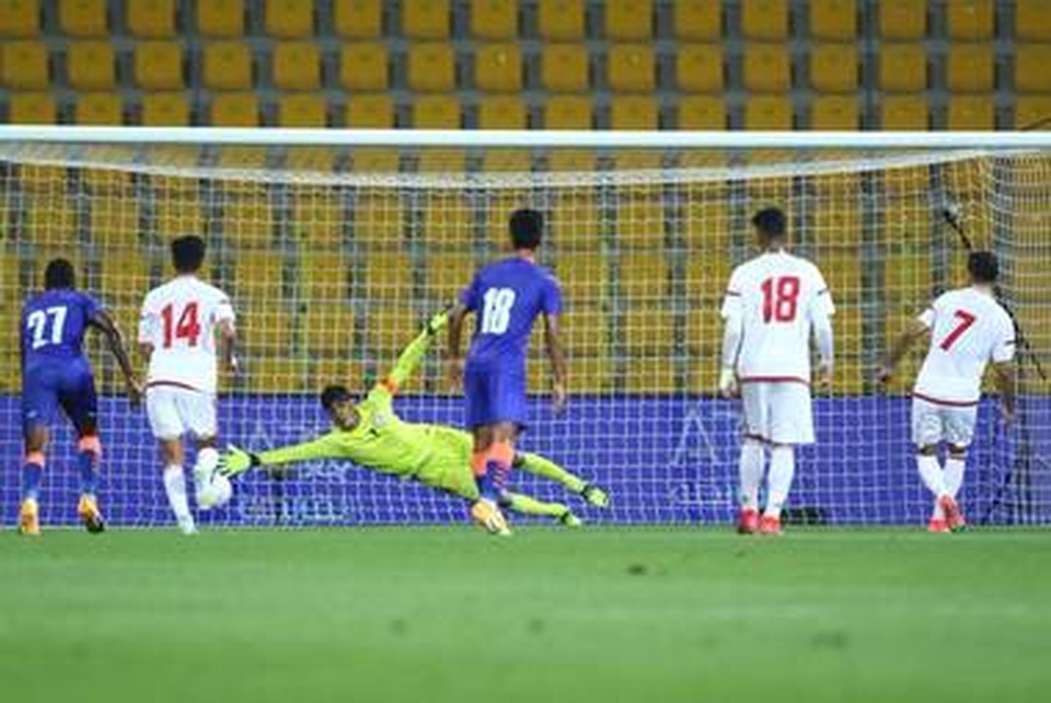 Đại thắng 6-0, UAE sẵn sàng quyết đấu đội tuyển Việt Nam - 1 Đại thắng 6-0, UAE sẵn sàng quyết đấu đội tuyển Việt Nam - 1