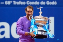 Nadal lần thứ 12 vô địch Barcelona Open