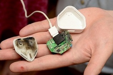 Sau iPhone, đến lượt iPad gây giật điện khi cắm sạc