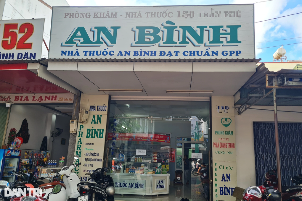 Mâu thuẫn vì chỗ đỗ ô tô, bác sĩ bị hàng xóm đánh tại phòng khám - 1 Mâu thuẫn vì chỗ đỗ ô tô, bác sĩ bị hàng xóm đánh tại phòng khám - 1