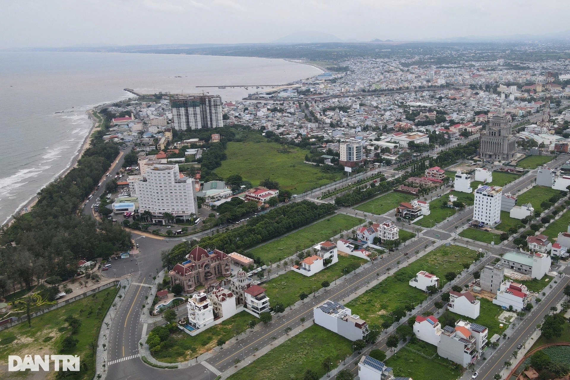 Hiện trạng khu đô thị khiến nhiều nguyên lãnh đạo tỉnh Bình Thuận bị bắt - 1 Hiện trạng khu đô thị khiến nhiều nguyên lãnh đạo tỉnh Bình Thuận bị bắt - 1