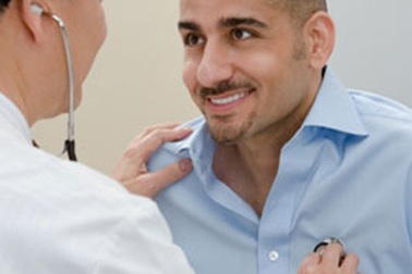 Tử vong ở nam nhiều hơn nữ tới 40% vì sợ… bác sĩ