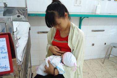 Cứu sống bé sơ sinh bị tắc và viêm ruột hoại tử