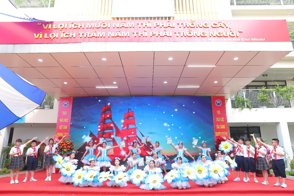 23 triệu học sinh cả nước chính thức bước vào năm học đặc biệt - 9 23 triệu học sinh cả nước chính thức bước vào năm học đặc biệt - 9