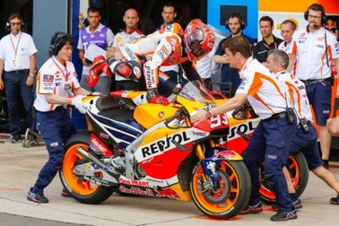 Marc Marquez không bị vấn đề với lốp Michelin cản bước