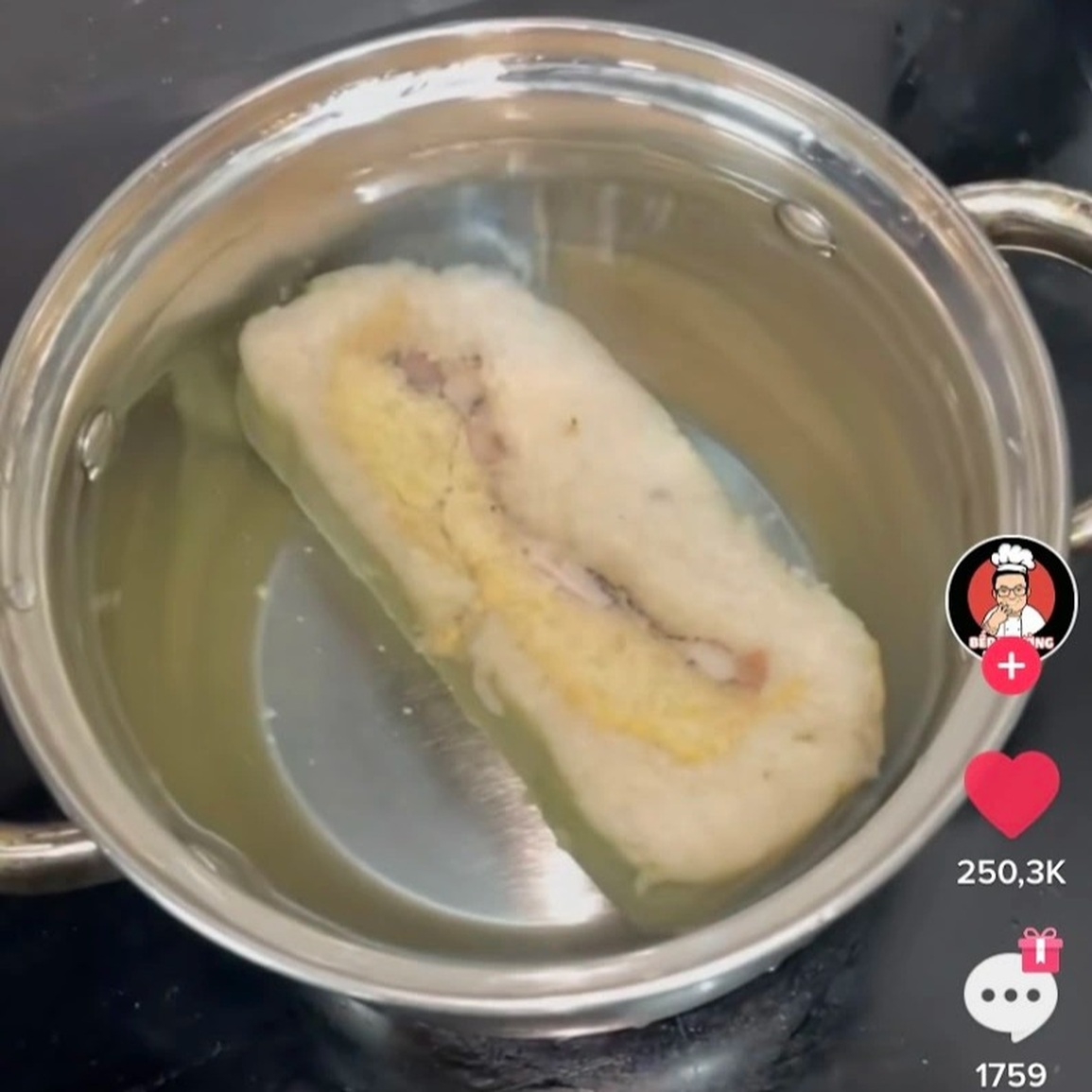 Cháo bánh chưng - món ăn độc lạ gây sốt trong giới trẻ - 2 Cháo bánh chưng - món ăn độc lạ gây sốt trong giới trẻ - 2