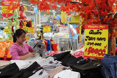 Siêu thị tăng giá ngay trong mùa khuyến mãi