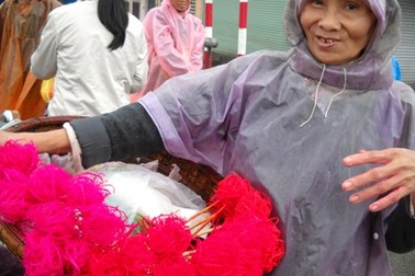 Độc đáo hoa tre với lễ cúng bổn mạng đầu năm của người Huế 