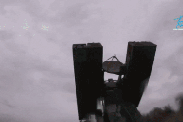 Khoảnh khắc tên lửa "sát thủ tầm thấp" của Nga bắn rơi UAV Ukraine