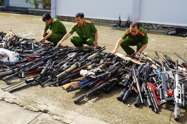 Long An tiêu hủy hàng nghìn khẩu súng tự chế, công cụ hỗ trợ