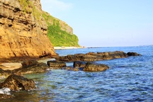 Bình minh ở Hang Câu