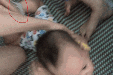 Bạo hành, bỏ mặc trẻ mầm non do không có tình yêu thương trẻ