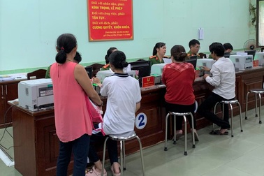 Người dân ngoại tỉnh được cấp đổi, cấp lại thẻ Căn cước công dân tại TPHCM