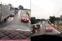 Tài xế nhận bài học vì lấn làn, không chịu xếp hàng ở đoạn đường ùn tắc