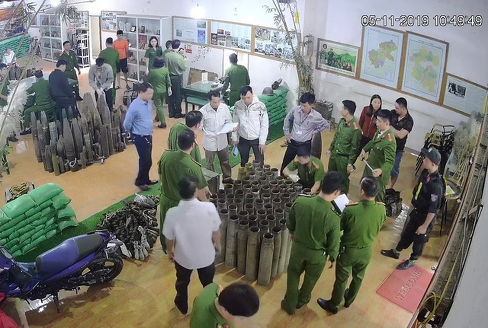 Vụ Công an Hà Giang thu gần 3 tấn kỷ vật chiến tranh: Tòa án bác đơn kiện - 1 Vụ Công an Hà Giang thu gần 3 tấn kỷ vật chiến tranh: Tòa án bác đơn kiện - 1