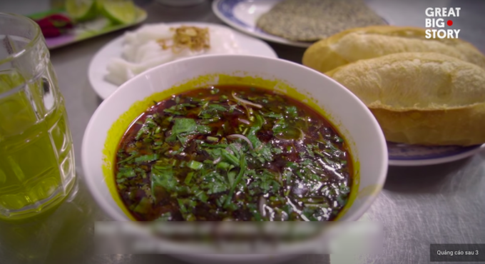 Không phải phở hay bánh mì, bữa sáng tiêu biểu của Việt Nam được trang tin Mỹ giới thiệu lại là một món làm từ lươn - Ảnh 1. Không phải phở hay bánh mì, bữa sáng tiêu biểu của Việt Nam được trang tin Mỹ giới thiệu lại là một món làm từ lươn - Ảnh 1.