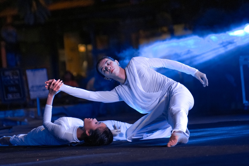 Lễ hội múa đương đại quốc tế đến TPHCM - 1