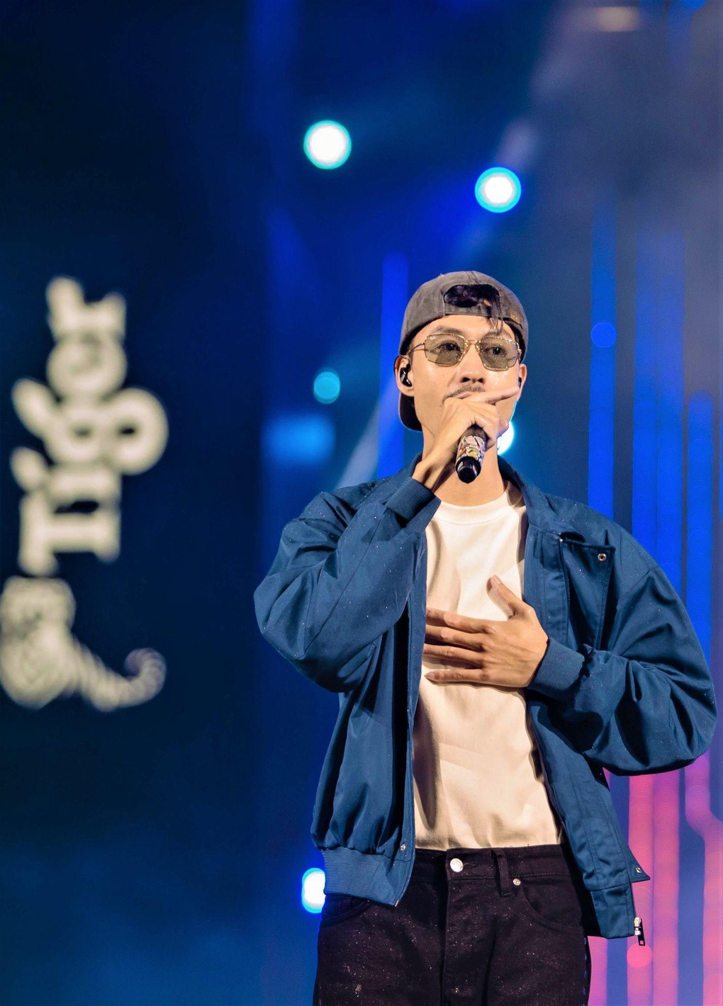 Đen, Hoàng Thùy Linh, Rhymastic… cùng dàn sao Tiger Remix khuấy đảo Quy Nhơn - 1