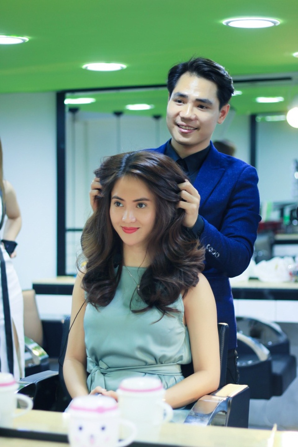 Ông chủ Đồng Salon và con đường gian nan lập nghiệp với ngành tóc - 4 Ông chủ Đồng Salon và con đường gian nan lập nghiệp với ngành tóc - 4