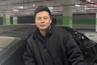 Đoạn clip đầu tiên giúp chàng trai "Elong Musk" trở nên nổi tiếng