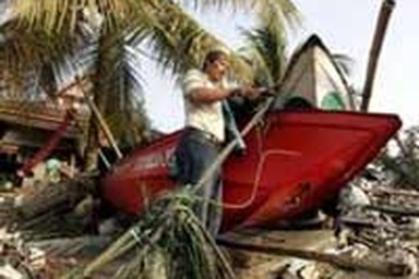 Lời kể từ người thoát chết sóng thần Indonesia