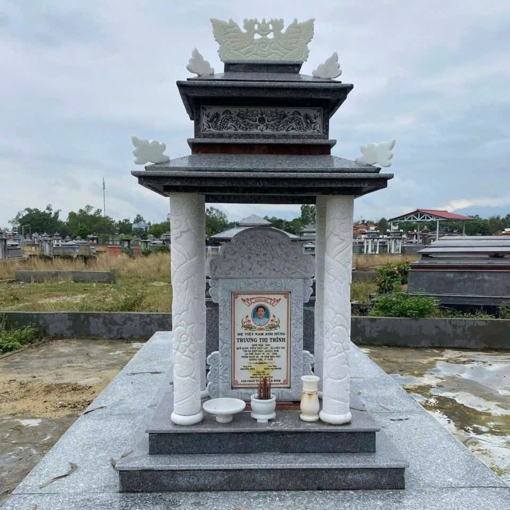 Công an điều tra việc mộ Mẹ Việt Nam anh hùng bị đập phá - 1