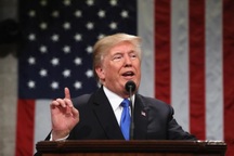 Ông Trump lộ bí mật quân sự khi dọa tấn công Syria?